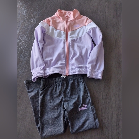 ✨️3 For $30✨ PUMA Girls Track Athletic Zipup Jacket and Pants Set Sz 5 - Picture 1 of 6